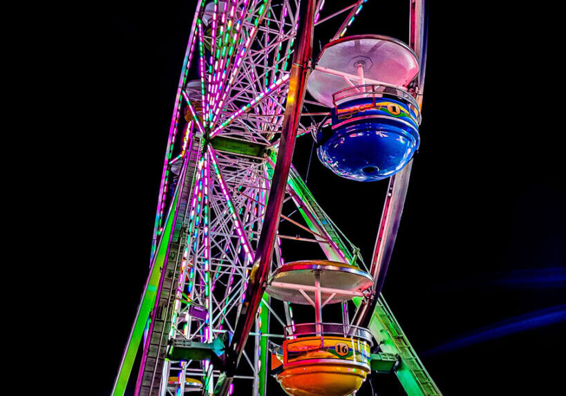 Copy-of-Up,-Up,-and-Away-Ferris-Wheel-Bliss-Hull,-MA